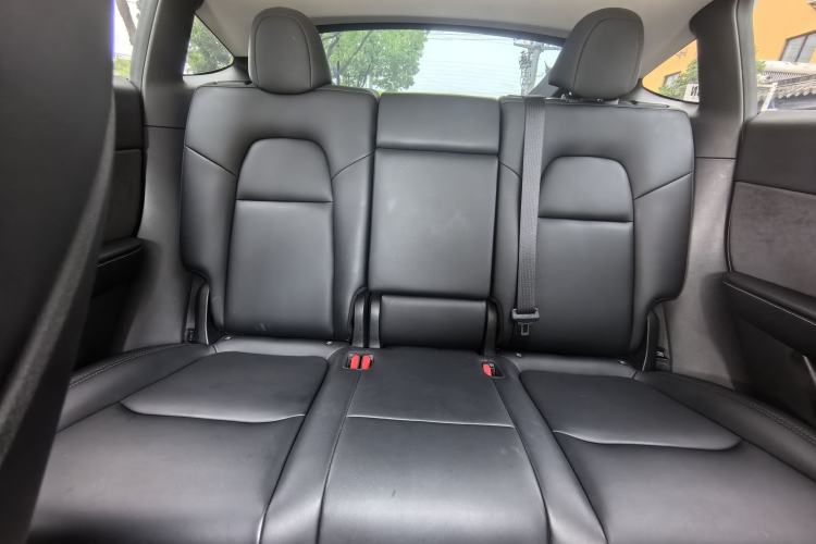 Used Tesla Model Y 2022 Revised Version Rear-Wheel Drive Interior 3