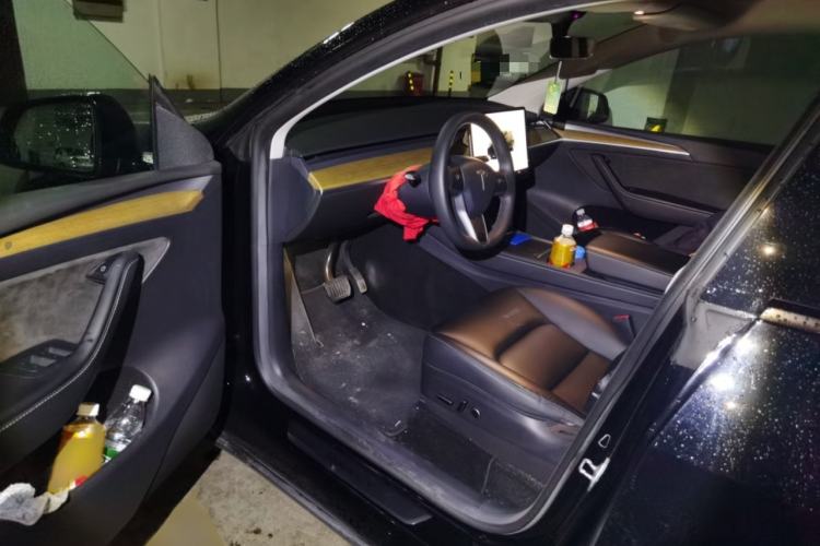 Used Tesla Model Y 2022 Revised Version Rear-Wheel Drive Interior 3