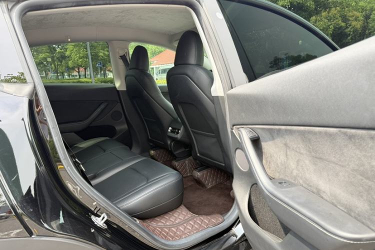 Used Tesla Model Y 2022 Revised Version Rear-Wheel Drive Interior 3