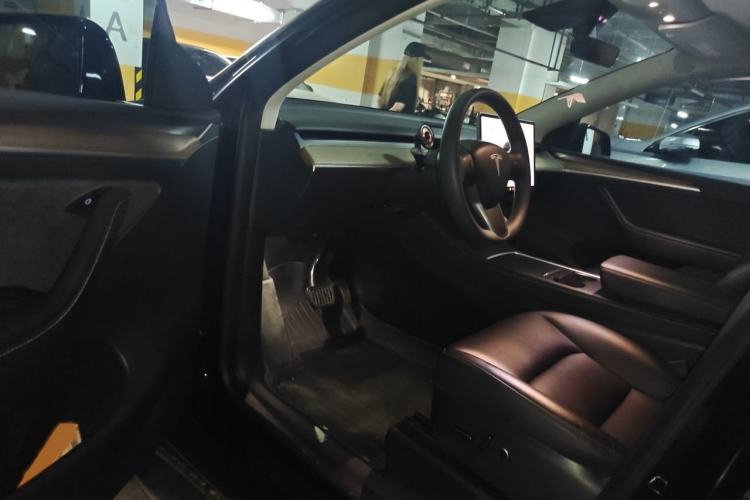 Used Tesla Model Y 2022 Revised Version Rear-Wheel Drive Interior 3