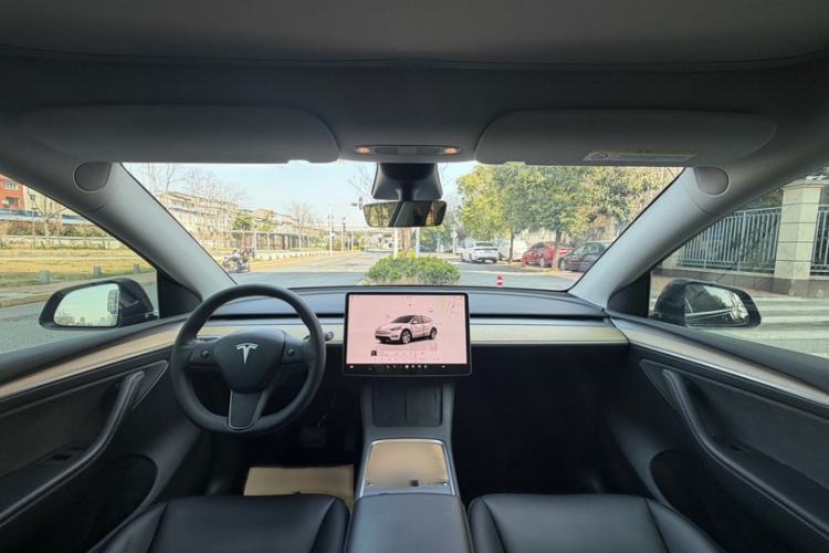 Used Tesla Model Y 2022 Revised Version Rear-Wheel Drive Interior 3