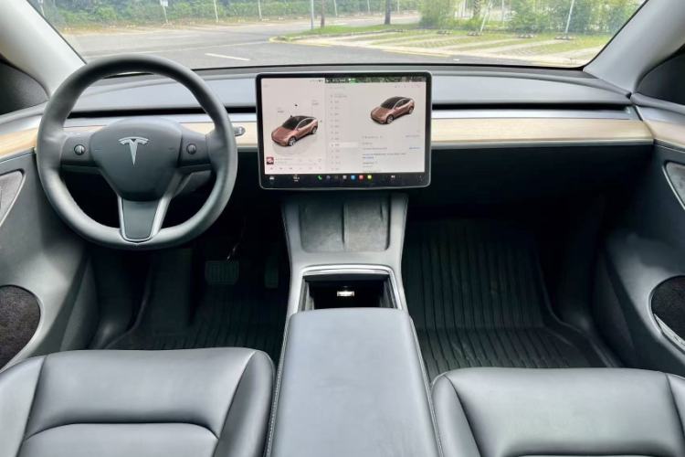 Used Tesla Model Y 2022 Revised Version Rear-Wheel Drive Interior 3