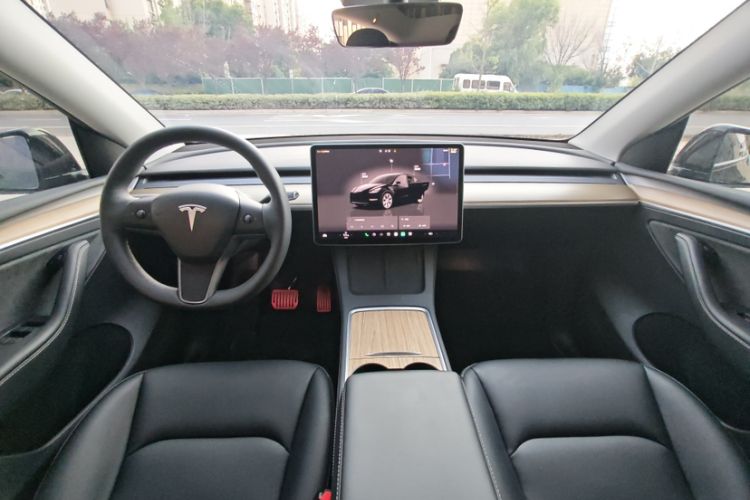 Used Tesla Model Y 2022 Revised Version Rear-Wheel Drive Interior 3