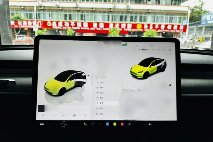 Used Tesla Model Y 2022 Rear-Wheel-Drive Version Interior 3