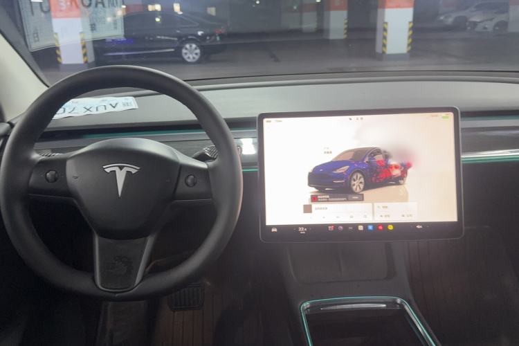 Used Tesla Model Y 2022 Rear-Wheel-Drive Version Interior 3