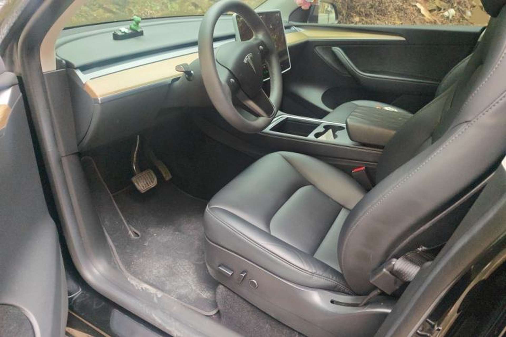Used Tesla Model Y 2022 Revised Version Rear-Wheel Drive Interior 3