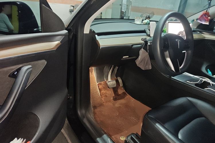 Used Tesla Model Y 2022 Revised Version Rear-Wheel Drive Interior 3