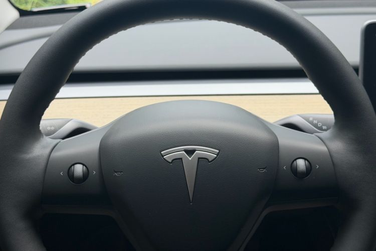 Used Tesla Model Y 2022 Revised Version Rear-Wheel Drive Interior 4