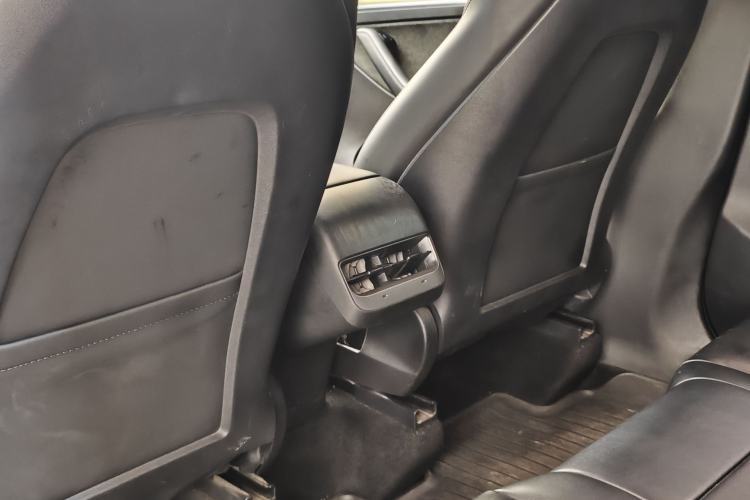 Used Tesla Model Y 2022 Revised Version Rear-Wheel Drive Interior 4