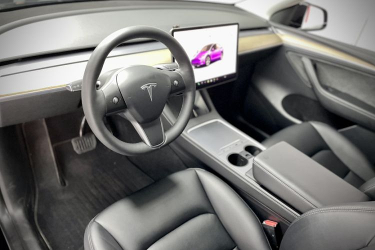 Used Tesla Model Y 2022 Revised Version Rear-Wheel Drive Interior 4