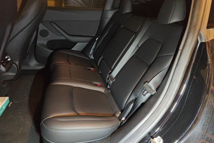 Used Tesla Model Y 2022 Revised Version Rear-Wheel Drive Interior 4