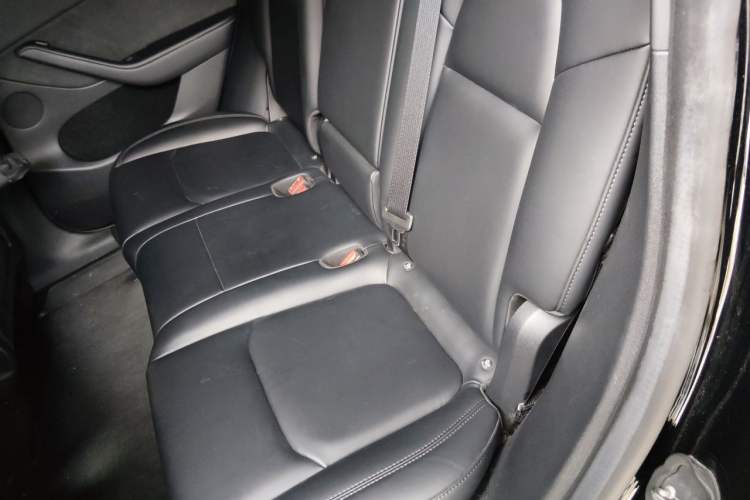 Used Tesla Model Y 2022 Revised Version Rear-Wheel Drive Interior 4