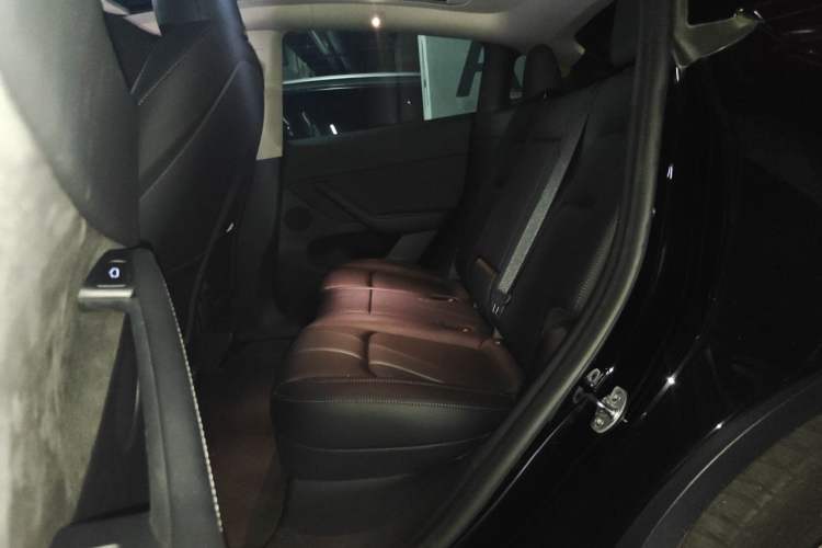 Used Tesla Model Y 2022 Revised Version Rear-Wheel Drive Interior 4