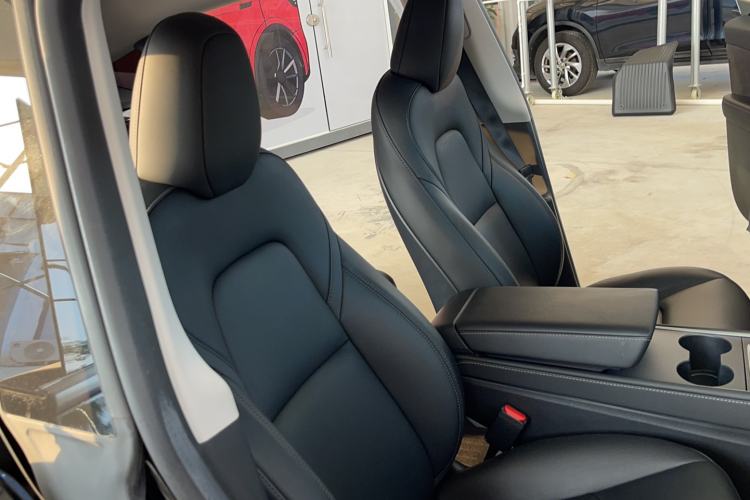 Used Tesla Model Y 2022 Revised Version Rear-Wheel Drive Interior 4