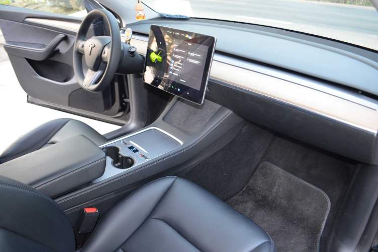 Used Tesla Model Y 2022 Revised Version Rear-Wheel Drive Interior 4