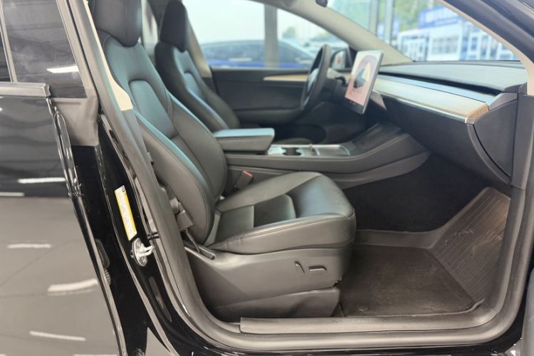 Used Tesla Model Y 2022 Revised Version Rear-Wheel Drive Interior 5