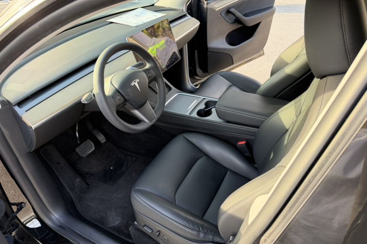 Used Tesla Model Y 2022 Revised Version Rear-Wheel Drive Interior 5