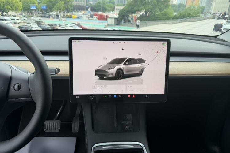 Used Tesla Model Y 2022 Rear-Wheel-Drive Version Interior 5