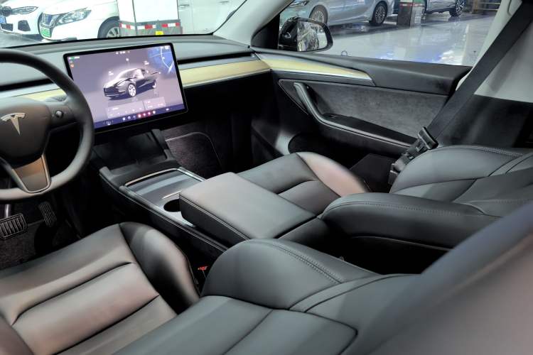 Used Tesla Model Y 2022 Revised Version Rear-Wheel Drive Interior 5