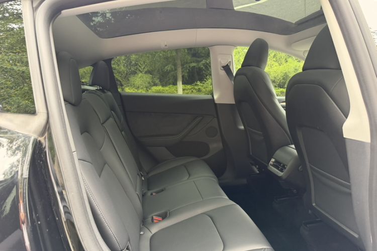 Used Tesla Model Y 2022 Revised Version Rear-Wheel Drive Interior 6