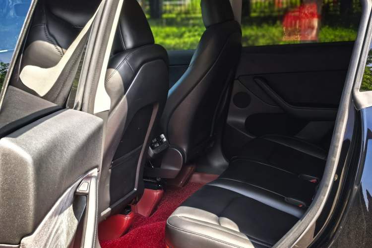 Used Tesla Model Y 2022 Revised Version Rear-Wheel Drive Interior 6