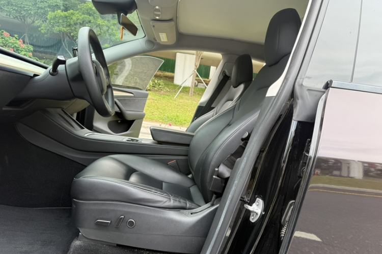 Used Tesla Model Y 2022 Revised Version Rear-Wheel Drive Interior 6