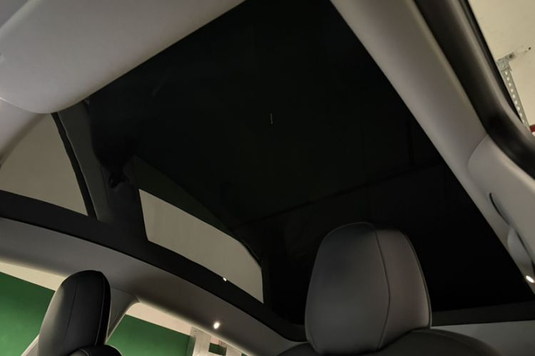 Used Tesla Model Y 2022 Rear-Wheel-Drive Version Interior 6