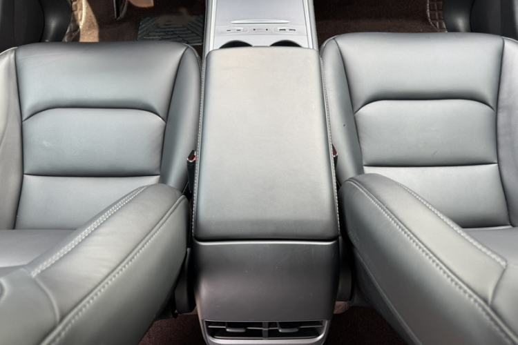 Used Tesla Model Y 2022 Revised Version Rear-Wheel Drive Interior 7