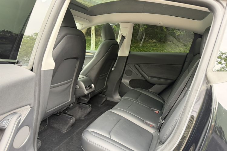 Used Tesla Model Y 2022 Revised Version Rear-Wheel Drive Interior 8