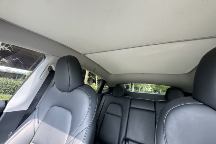 Used Tesla Model Y 2022 Revised Version Long-Range All-Wheel Drive Interior 8
