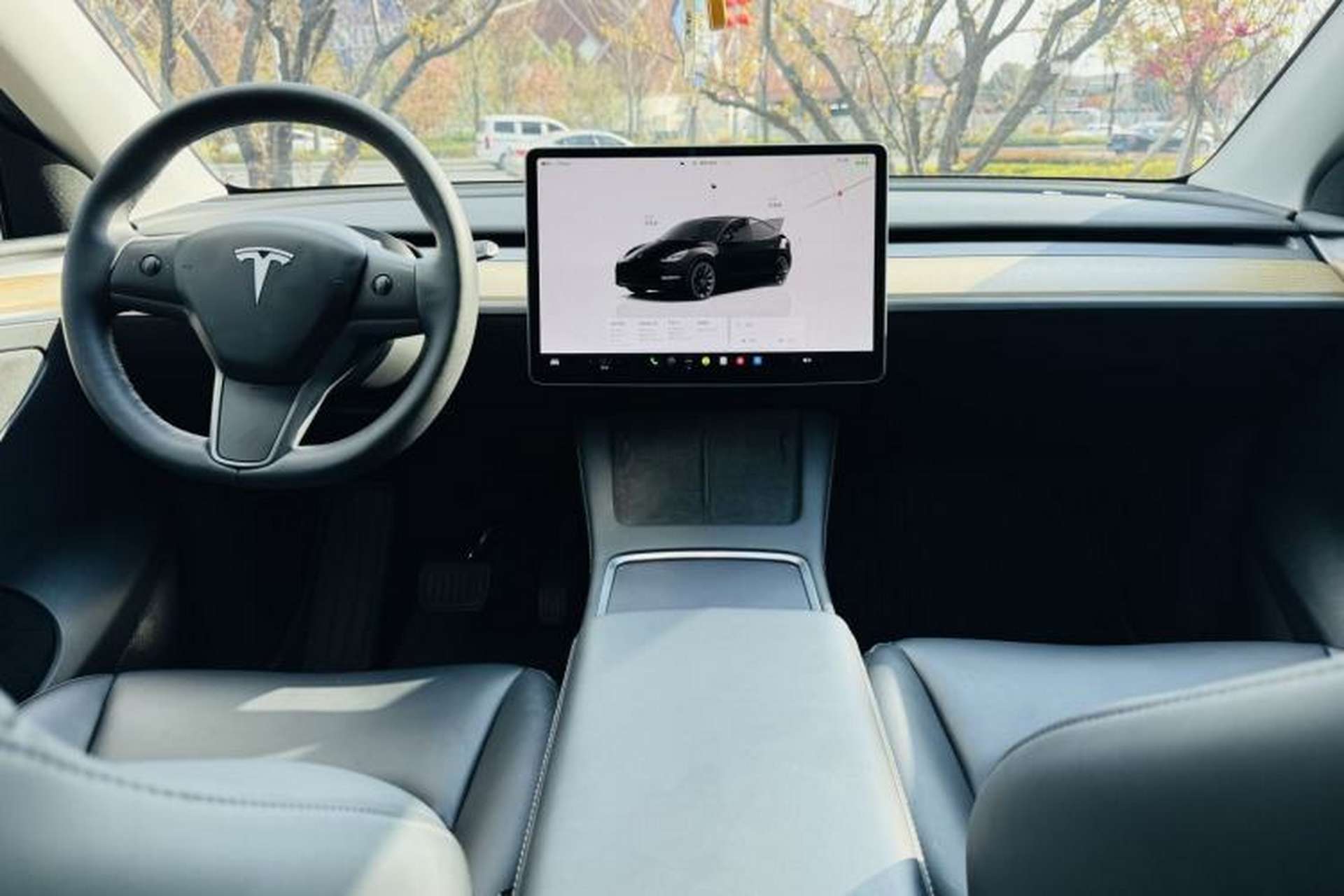 Used Tesla Model Y 2022 Revised Version Long-Range All-Wheel Drive Interior 8