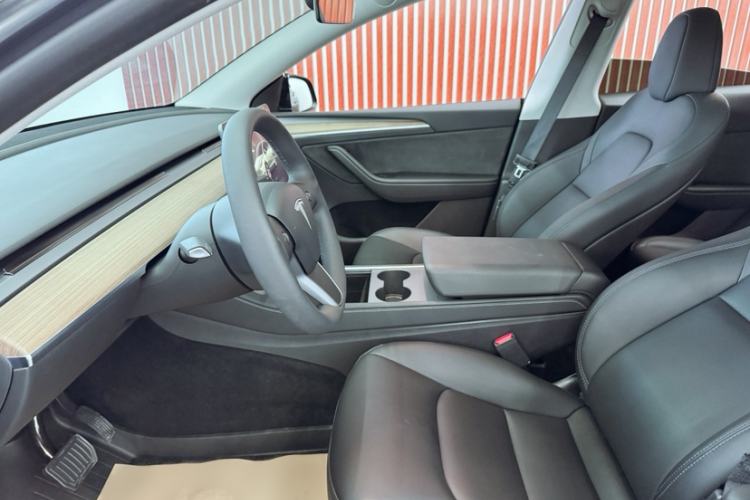 Used Tesla Model Y 2022 Revised Version Rear-Wheel Drive Interior 8
