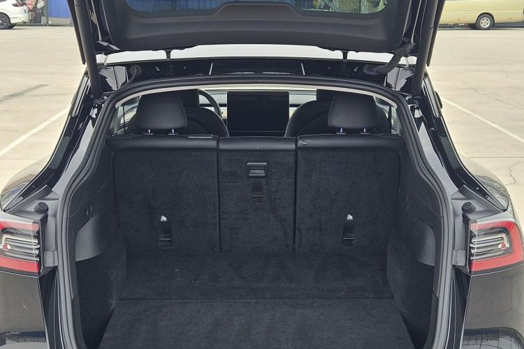 Used Tesla Model Y 2022 Revised Version Rear-Wheel Drive Interior 8