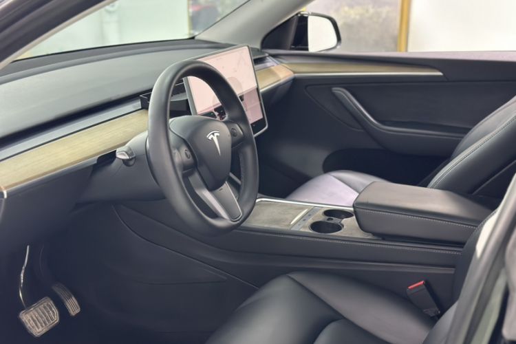 Used Tesla Model Y 2022 Revised Version Rear-Wheel Drive Interior 8