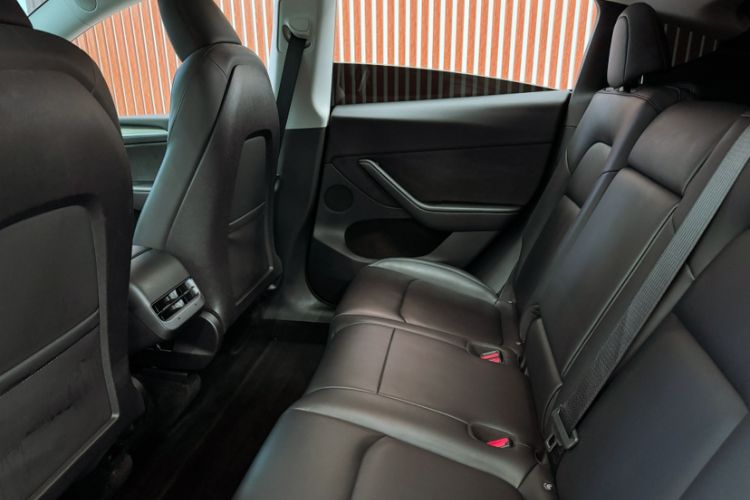 Used Tesla Model Y 2022 Revised Version Rear-Wheel Drive Interior 8