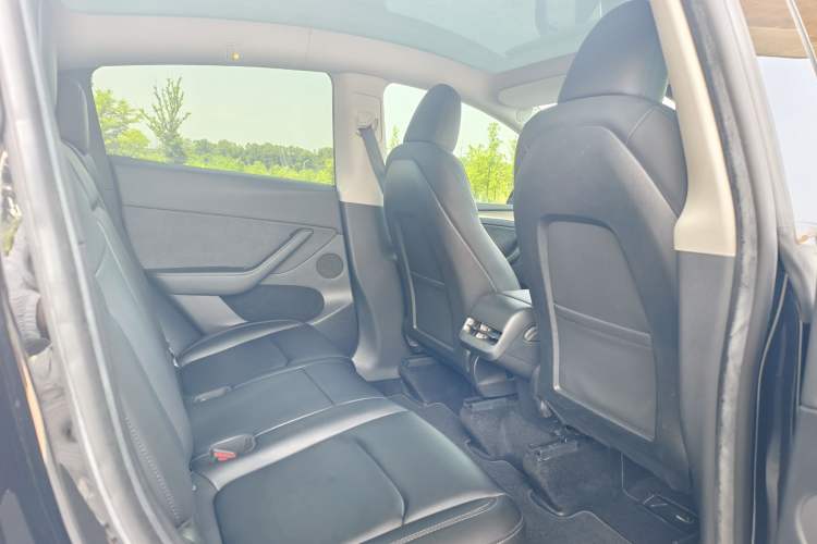 Used Tesla Model Y 2022 Revised Version Rear-Wheel Drive Interior 9