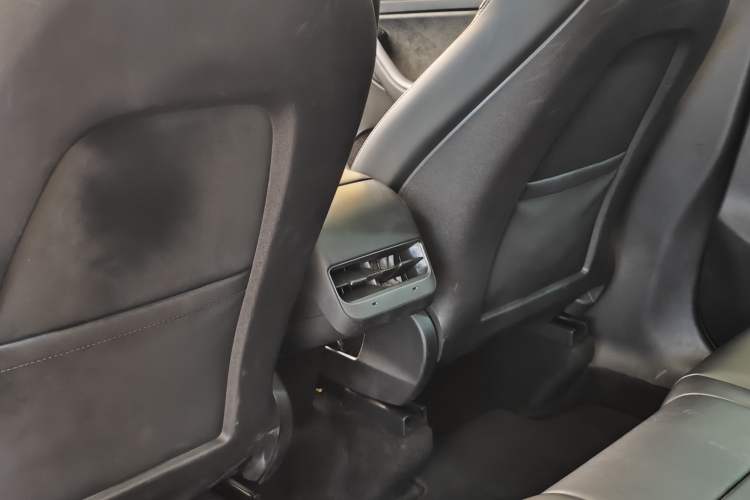 Used Tesla Model Y 2022 Revised Version Rear-Wheel Drive Interior 9