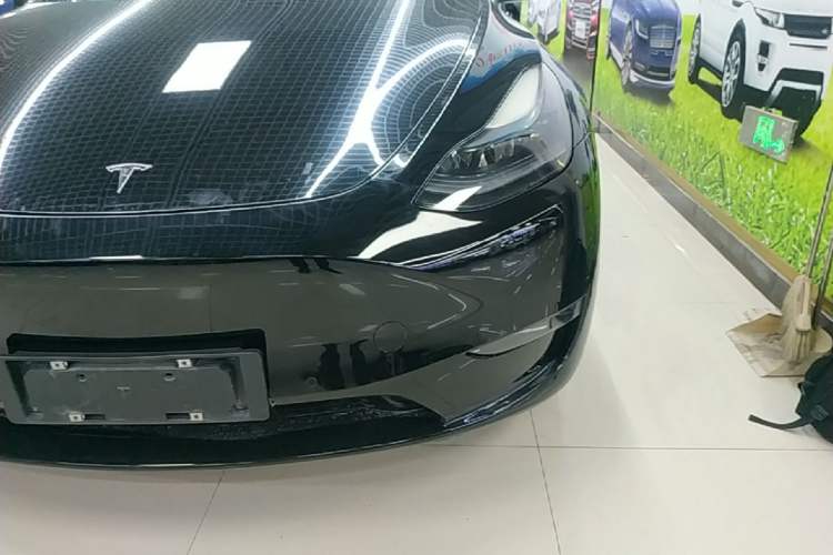 Used Tesla Model Y 2022 Long-Range All-Wheel-Drive Version Left Front Headlight