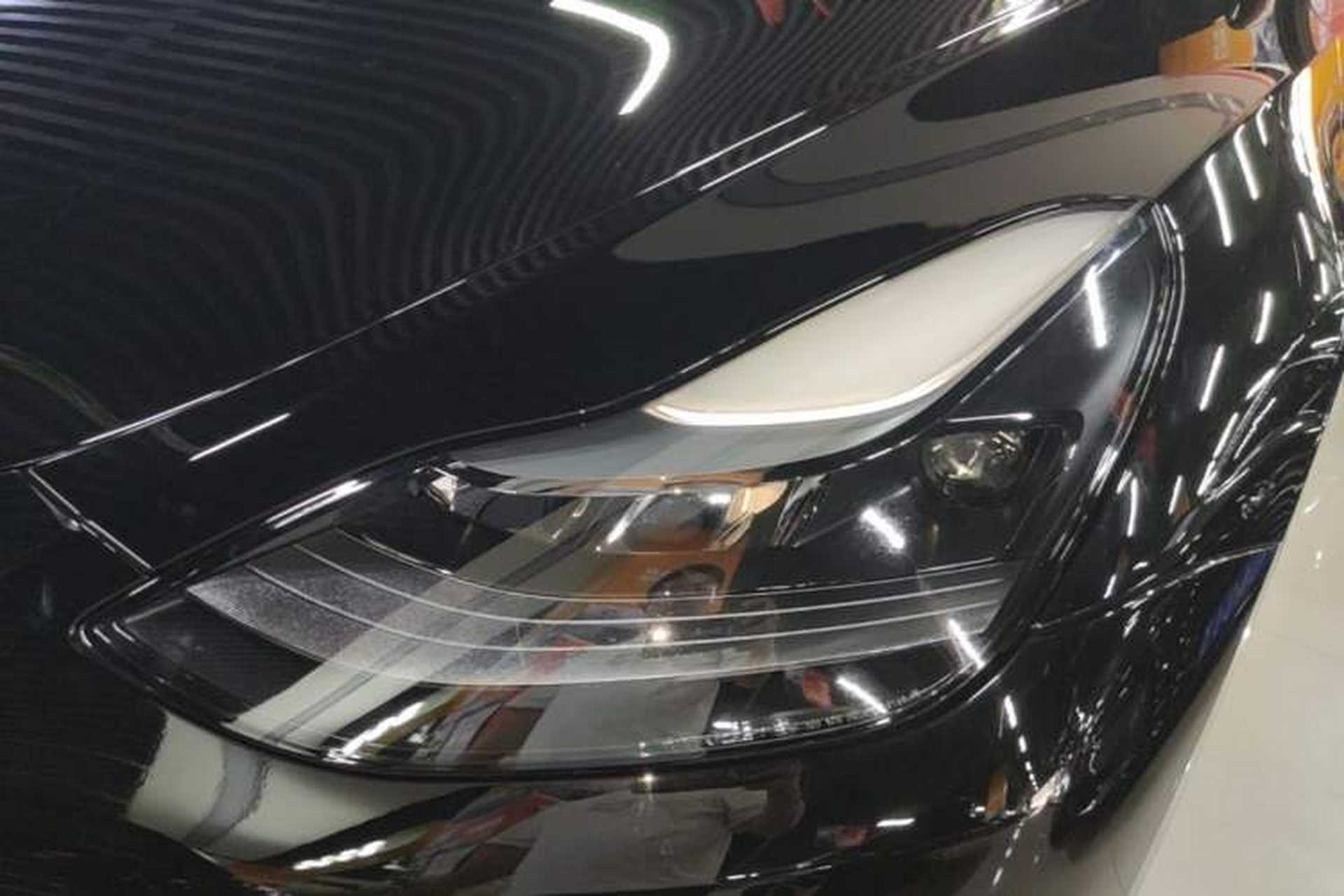 Used Tesla Model Y 2022 Long-Range All-Wheel-Drive Version Left Front Headlight