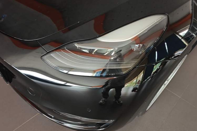 Used Tesla Model Y 2022 Long-Range All-Wheel-Drive Version Left Front Headlight