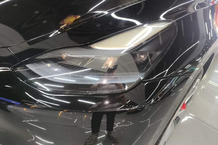 Used Tesla Model Y 2022 Long-Range All-Wheel-Drive Version Left Front Headlight