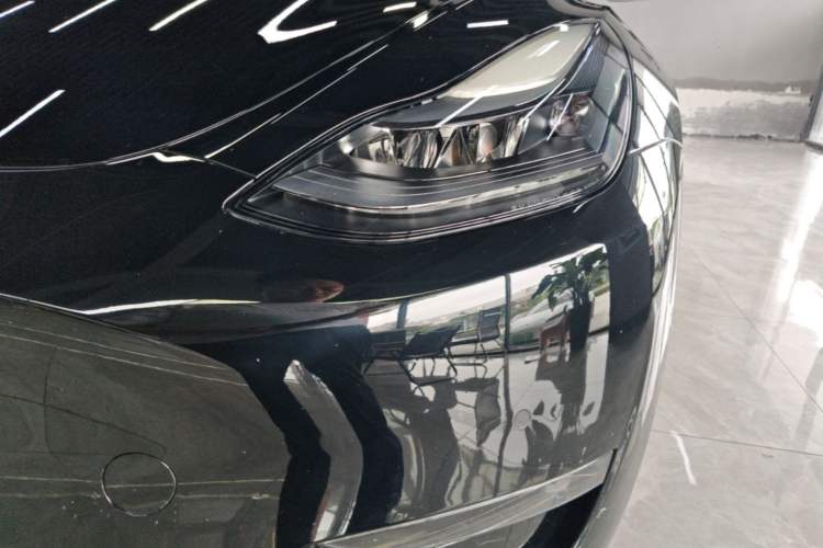 Used Tesla Model Y 2022 Long-Range All-Wheel-Drive Version Left Front Headlight