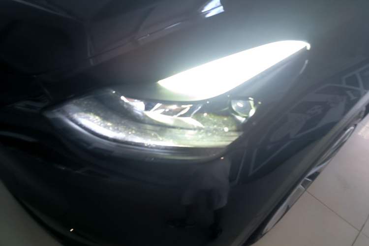 Used Tesla Model Y 2022 Rear-Wheel-Drive Version Left Front Headlight