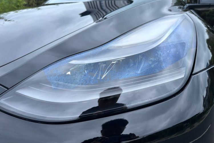 Used Tesla Model Y 2022 Long-Range All-Wheel-Drive Version Left Front Headlight
