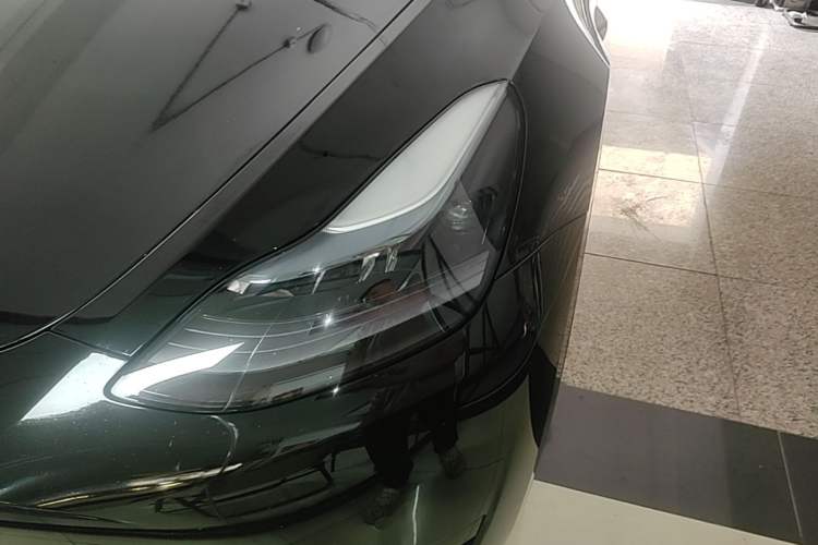 Used Tesla Model Y 2022 Rear-Wheel-Drive Version Left Front Headlight