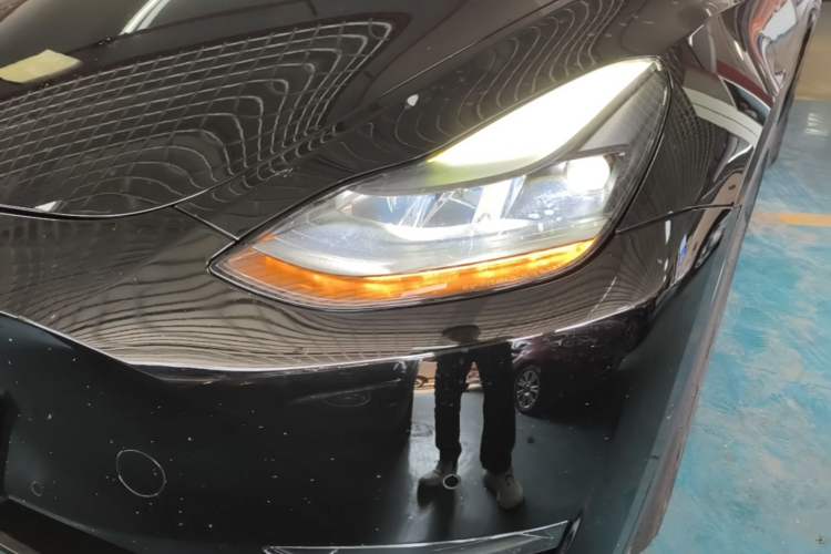 Used Tesla Model Y 2022 Long-Range All-Wheel-Drive Version Left Front Headlight