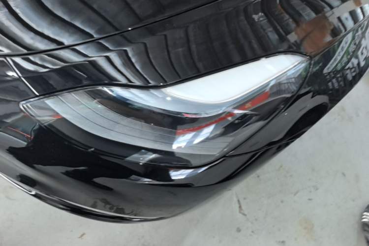 Used Tesla Model Y 2022 Long-Range All-Wheel-Drive Version Left Front Headlight