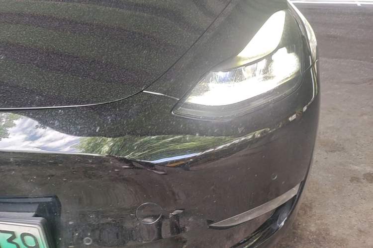 Used Tesla Model Y 2022 Long-Range All-Wheel-Drive Version Left Front Headlight
