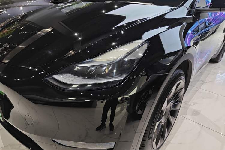 Used Tesla Model Y 2022 Long-Range All-Wheel-Drive Version Left Front Headlight