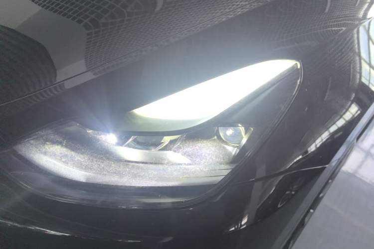 Used Tesla Model Y 2022 Revised Version Rear-Wheel Drive Left Front Headlight